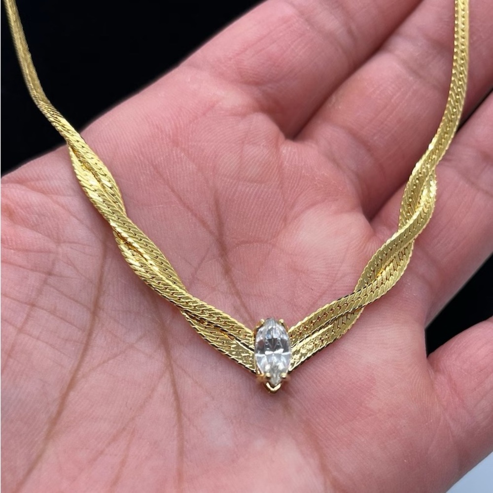 A Beautiful 10K Gold Plated Marquis Cut Cz Set Braided Herringbone Avon Necklace